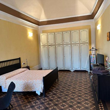 ホテル Casa Cavour ポントレーモリ エクステリア 写真